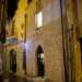 Per raggiungere la chiesa di San Sebastiano basta passare per lArco Alto, storica apertura che si trova di fronte al Castello Svevo. Da qui raggiungiamo strada San Sebastiano: la chiesa la troviamo appena imboccata la via, sulla destra